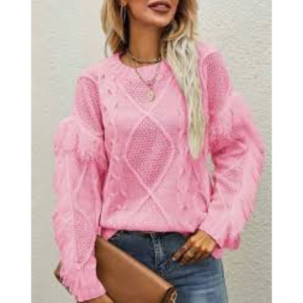 Boutique Fringe Cable Knit Pink Sweater Size Small